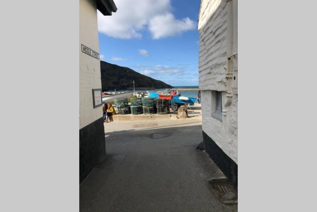 Molls Yard Newly Decorated Apartamento Port Isaac Exterior foto